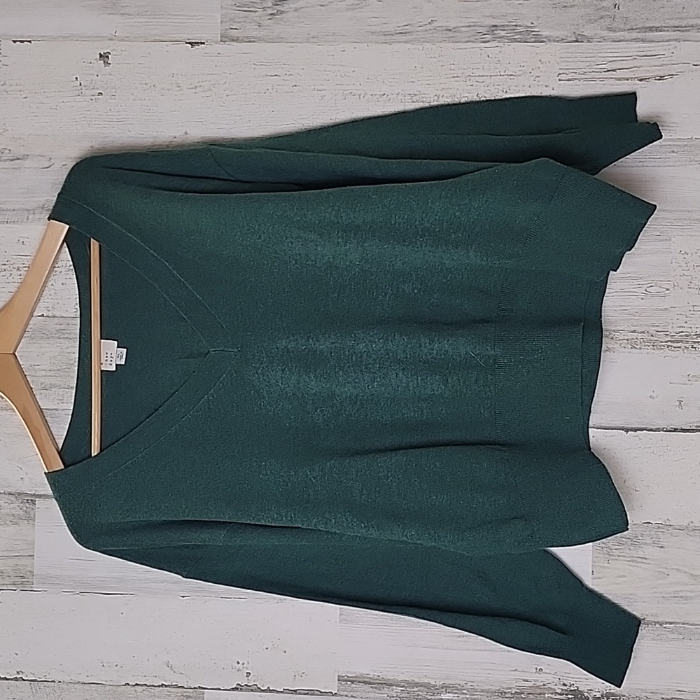 a new day forest green deep vneck fine gauge pullover sweater Size XL